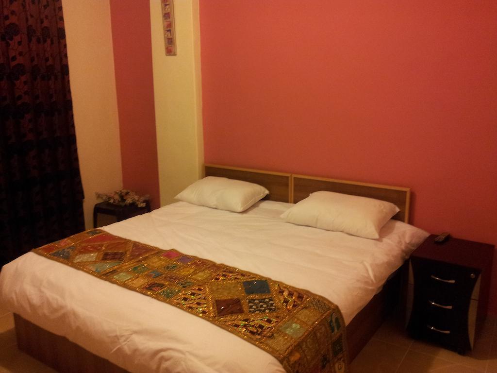 Jordan River Hotel Amman Room photo